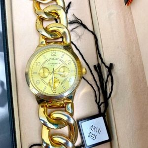 Akribos golden chain link watch
